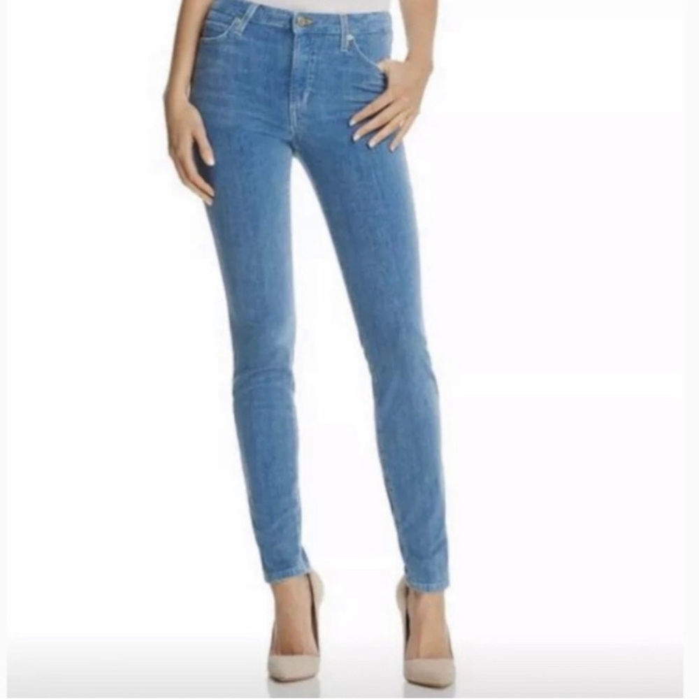 Joe’s Jeans Velvet in Lt. Blue Size 27 EUC!